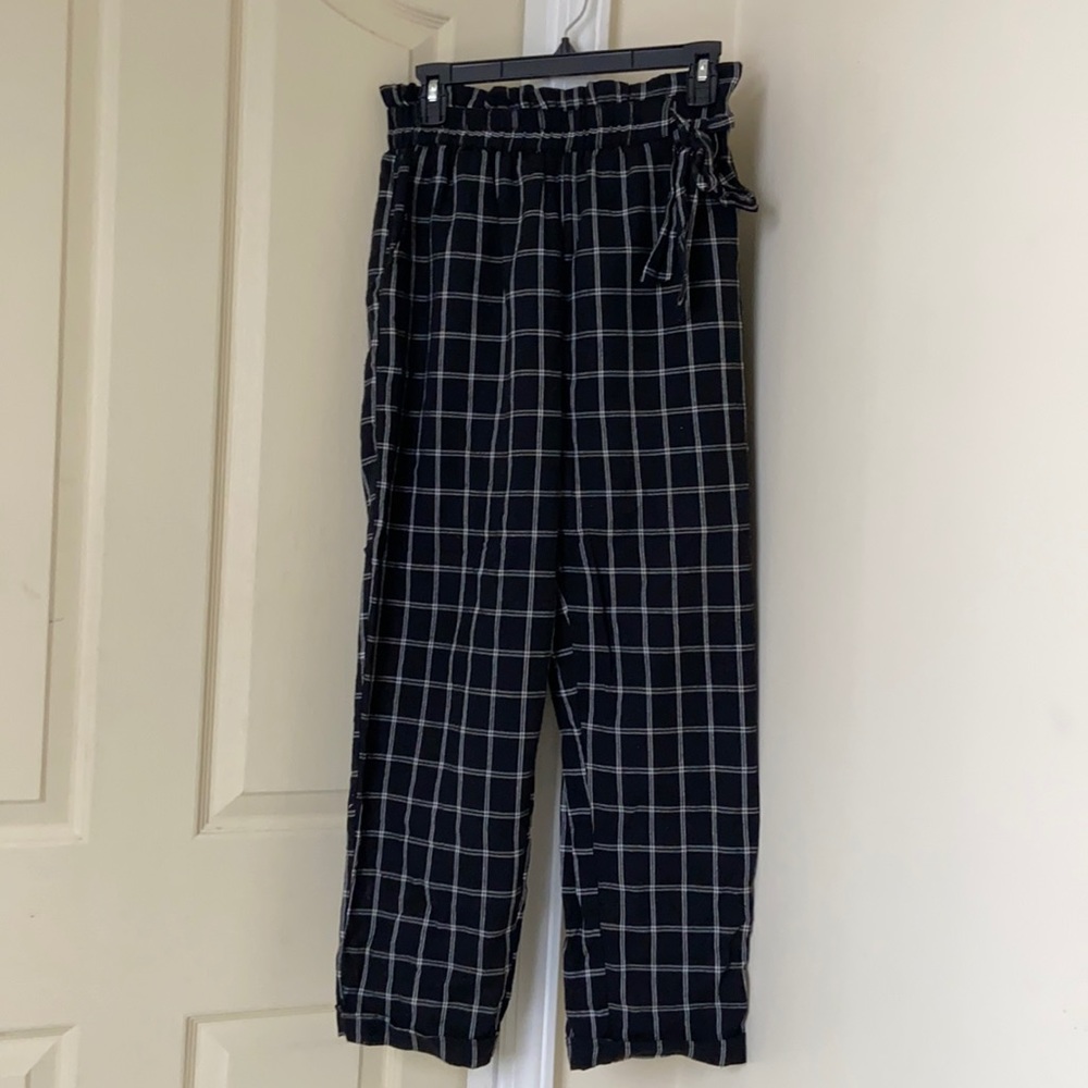 Black and white pants